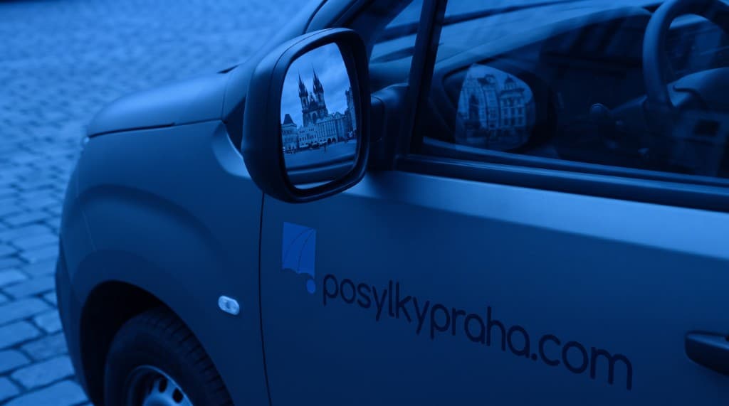 Курьер по Праге